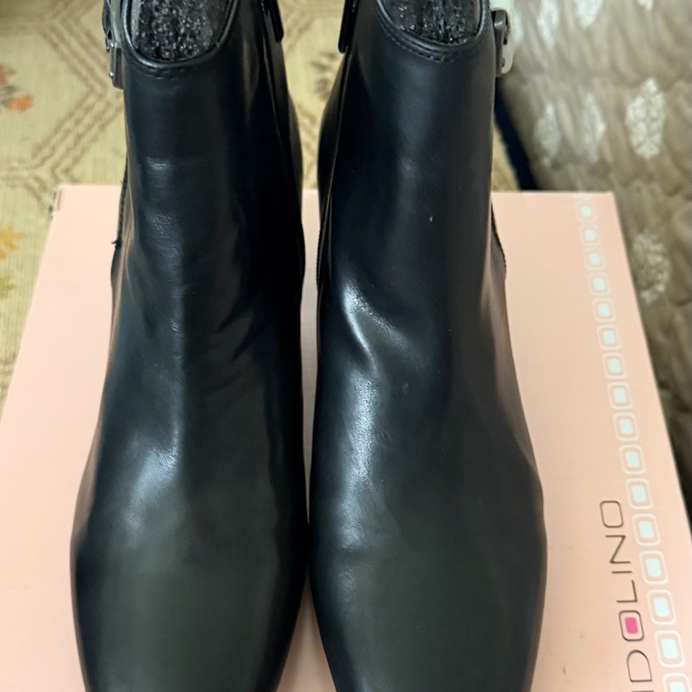 Bandolino Black Ankle Booties, new never worn smoke free home 2-3 inch heel